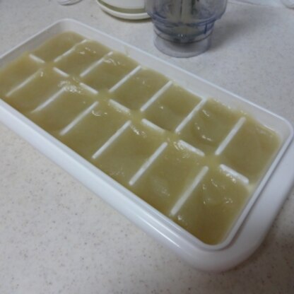 体に良いと何かで聞いた事がある玉ねぎ氷ですが、簡単に作れますね！汁もの以外でも使えるようなので、またレシピも参考にさせてもらいます♪